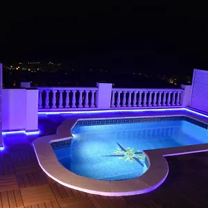 Сasa de vacaciones House. Casa Con Piscina Privada, Calafell